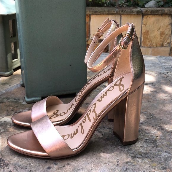 Sam Edelman Shoes - Sam Edelman rose gold strapped summer sandals